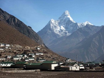 Mani Rimdu Festival & Everest View Trek